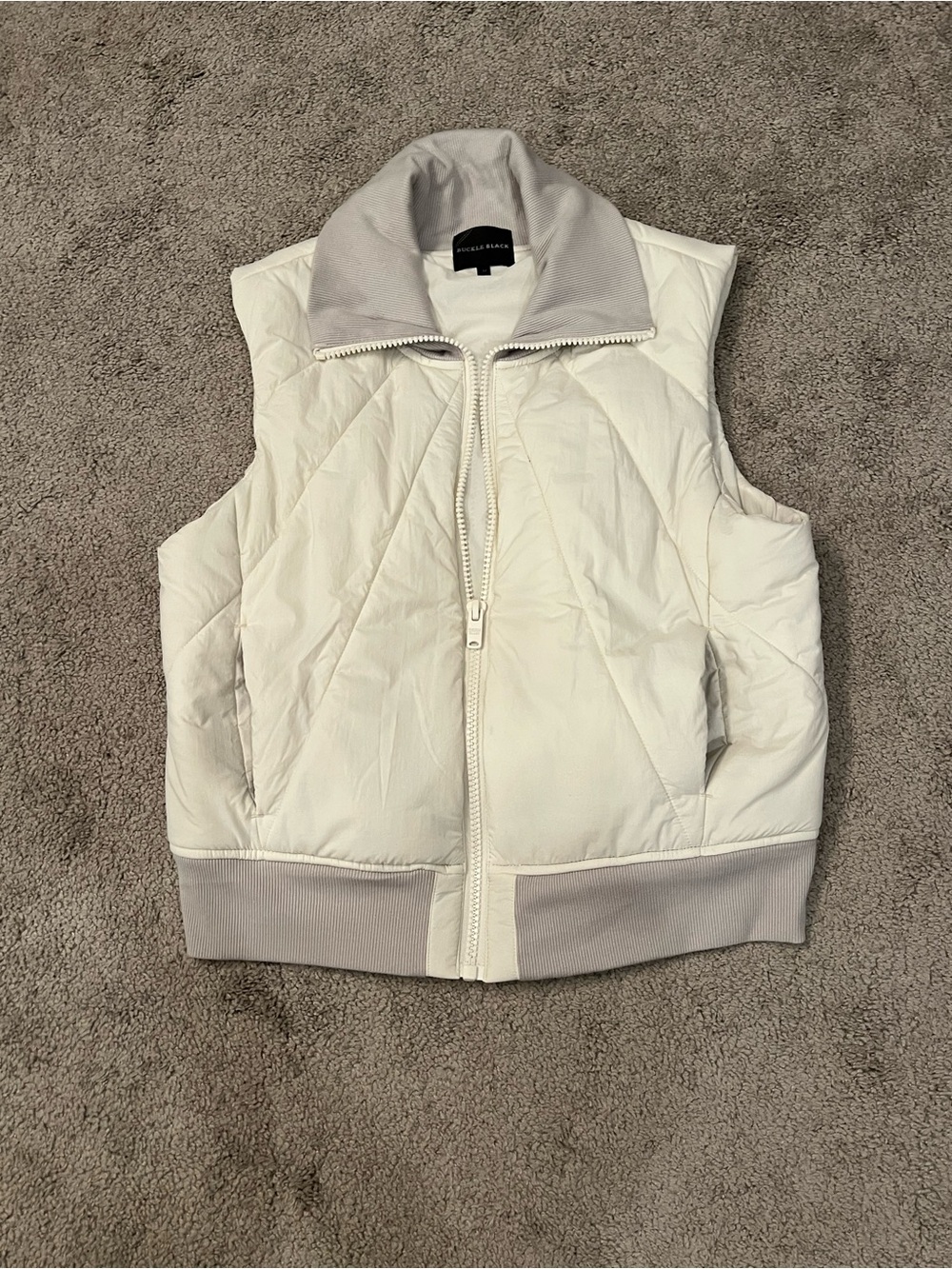 Buckle black Neutral White Quilted Puffer Vest with Rib Trim - Women’s